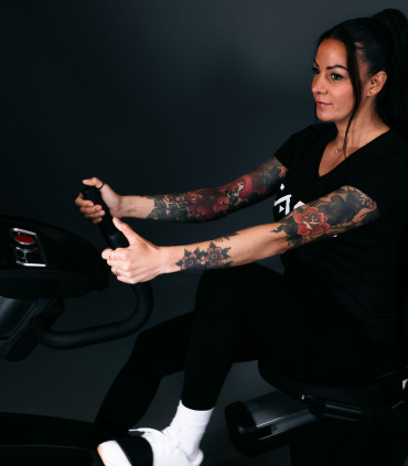 Semi-ligfiets ROADSTER LED zelfvoorzienend - CARE - verbonden ergometer