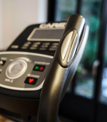 Zelfvoedende crosstrainer HELIS FD - CARE - connected ergometer